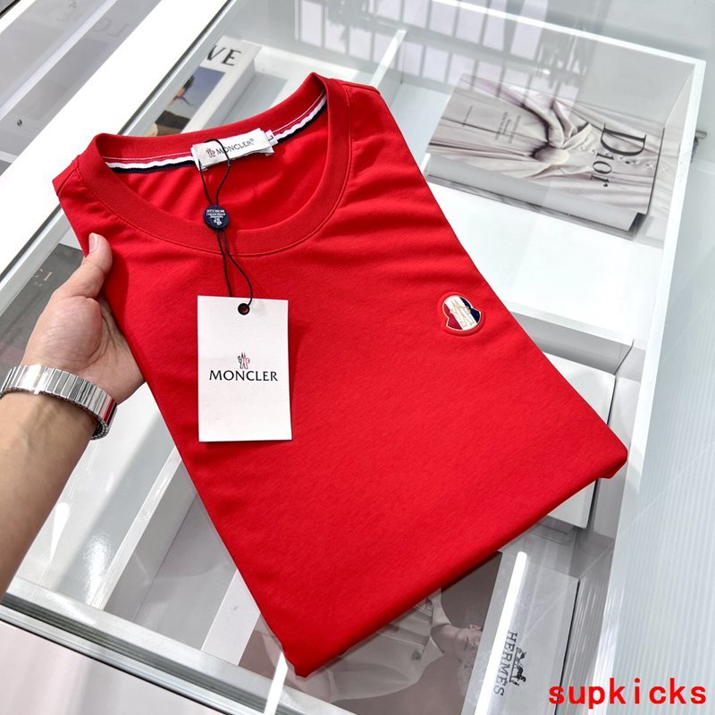 Moncler Luxury Cloth