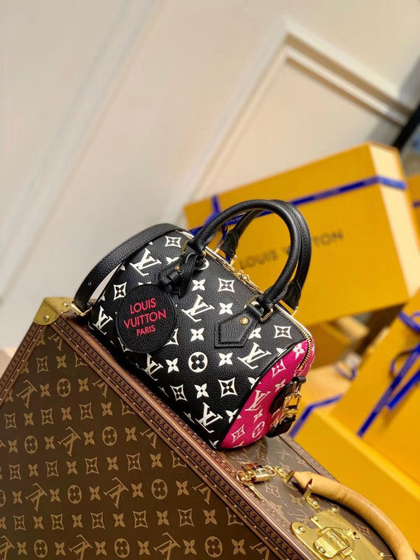 I W Fashion Lu-Vi Bags - 16889