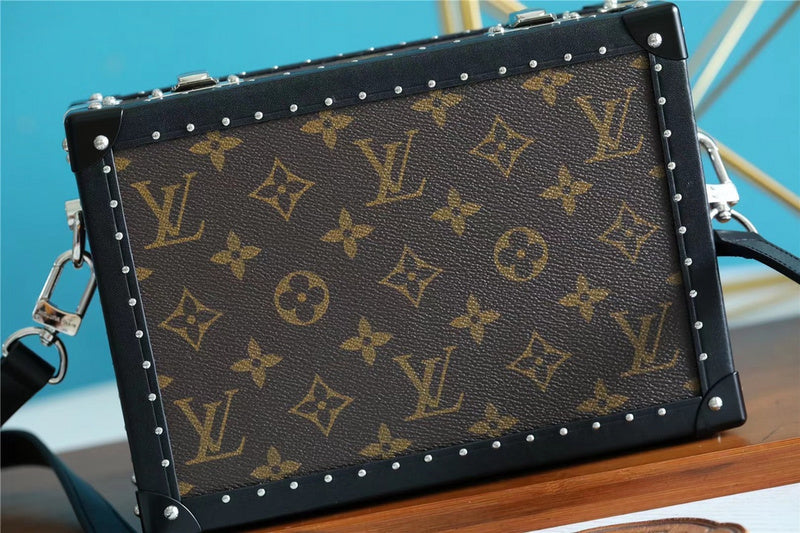 I W Fashion Lu-Vi bags - 10122