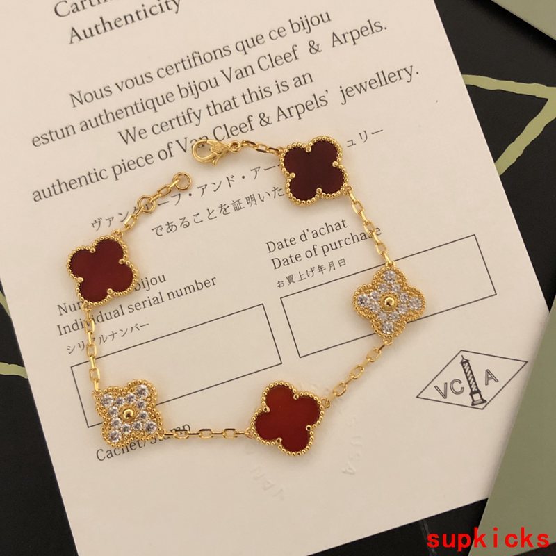 Van Cleef & Arples Jewelry