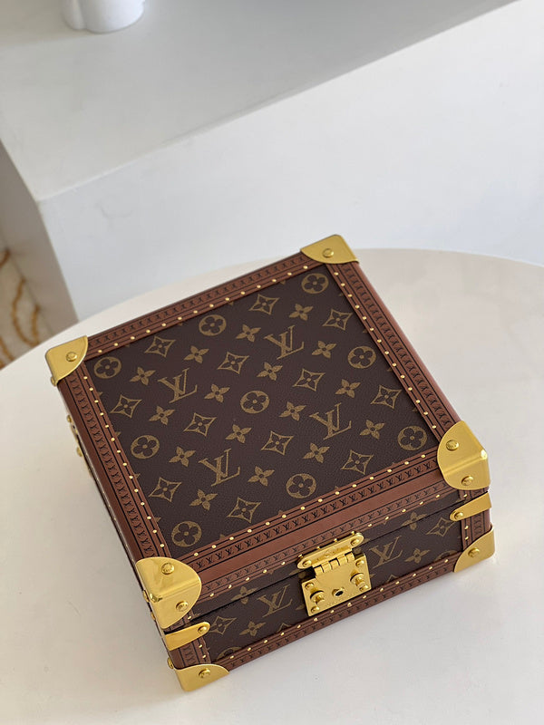 I W Fashion Lu-Vi Bags - 16836