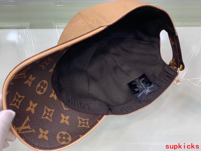 Louis Vuitton Luxury Cap