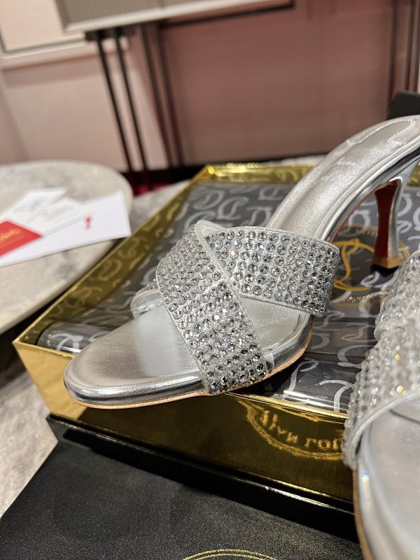 Mila's Edit - High-Quality Designer Products for You - AFFORDABLE LUXURY HEELS - 8079