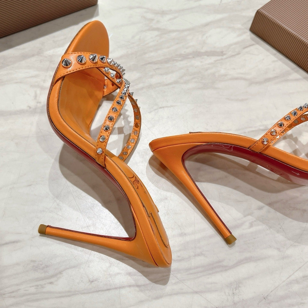 Mila's Edit - High-Quality Designer Products for You - AFFORDABLE LUXURY HEELS - 8291