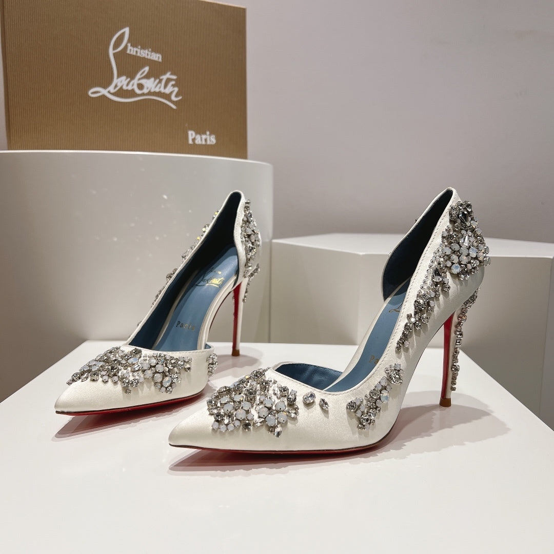 Mila's Edit - High-Quality Designer Products for You - AFFORDABLE LUXURY HEELS - 8027