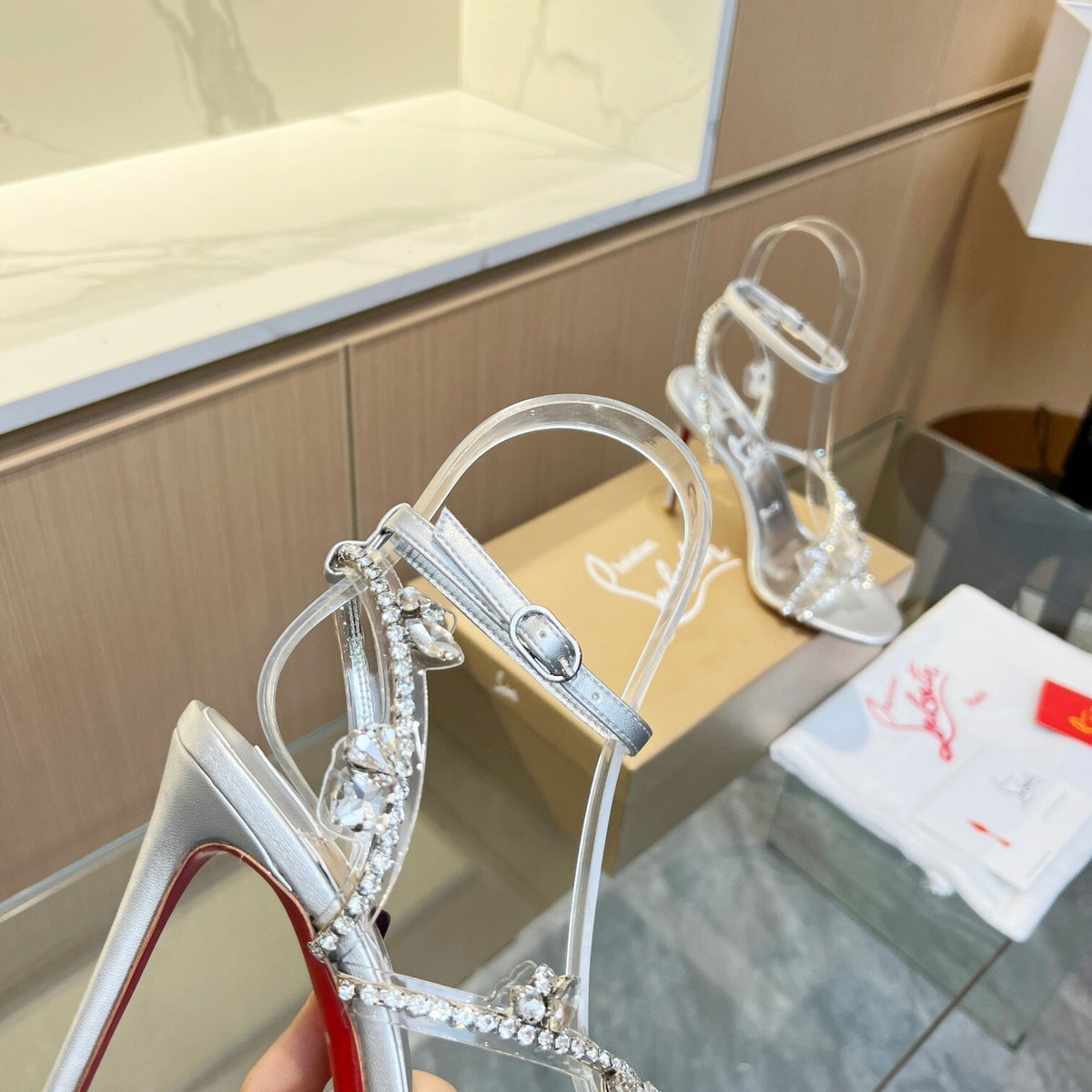 Mila's Edit - Best High-End Brands in One Place - AFFORDABLE LUXURY HEELS - 8013
