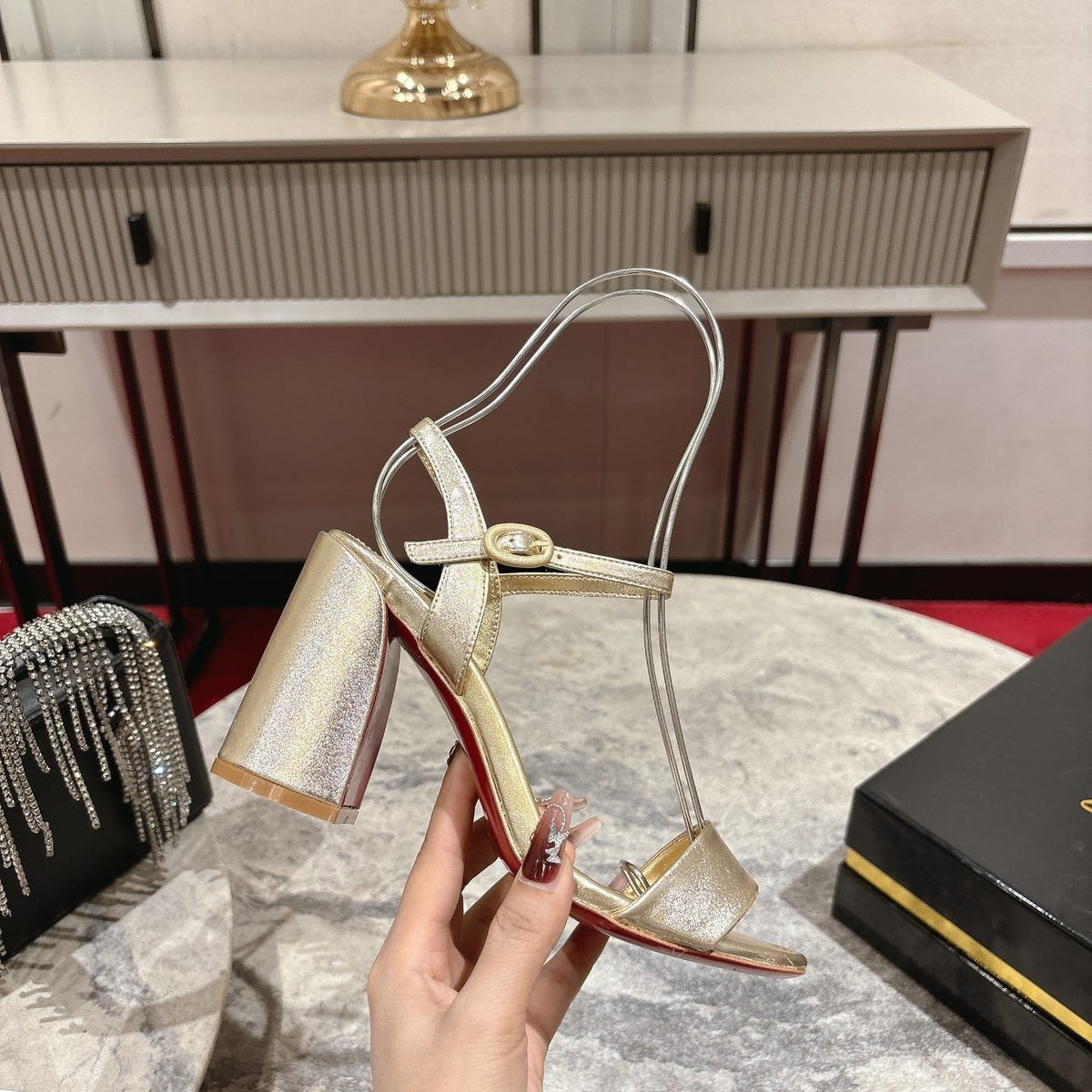 Mila's Edit - Premium Luxury Goods and Accessories - AFFORDABLE LUXURY HEELS - 8302