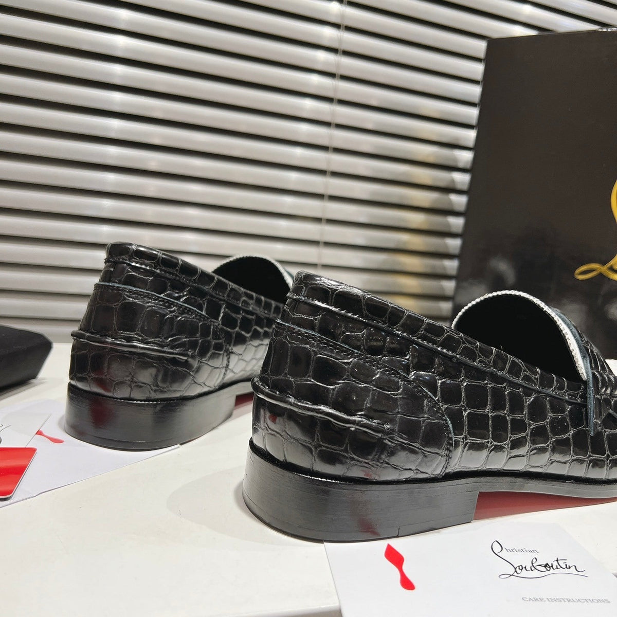 Mila's Edit - Best High-End Brands in One Place - AFFORDABLE LUXURY HEELS - 8249