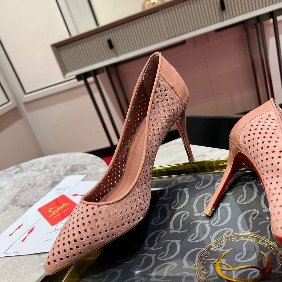 Mila's Edit - Best High-End Brands in One Place - AFFORDABLE LUXURY HEELS - 8093