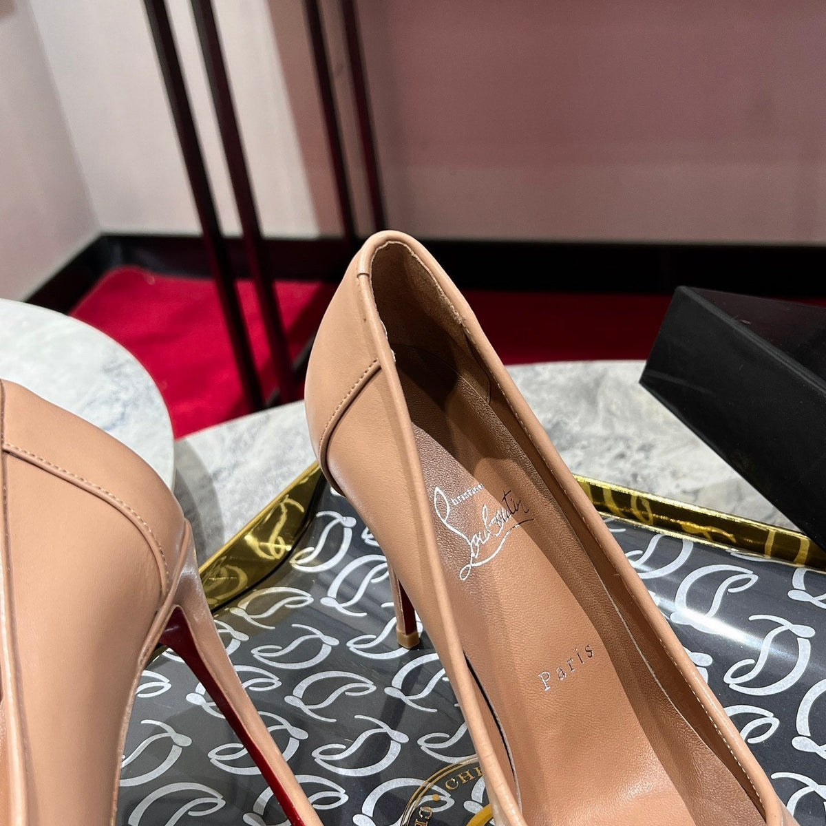 Mila's Edit - High-Quality Designer Products for You - AFFORDABLE LUXURY HEELS - 8175