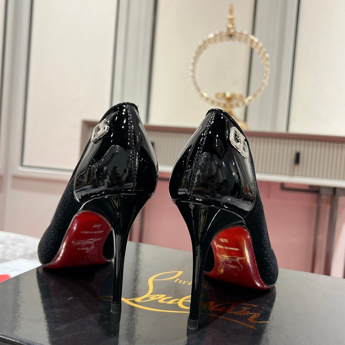 Mila's Edit - Best High-End Brands in One Place - AFFORDABLE LUXURY HEELS - 8089