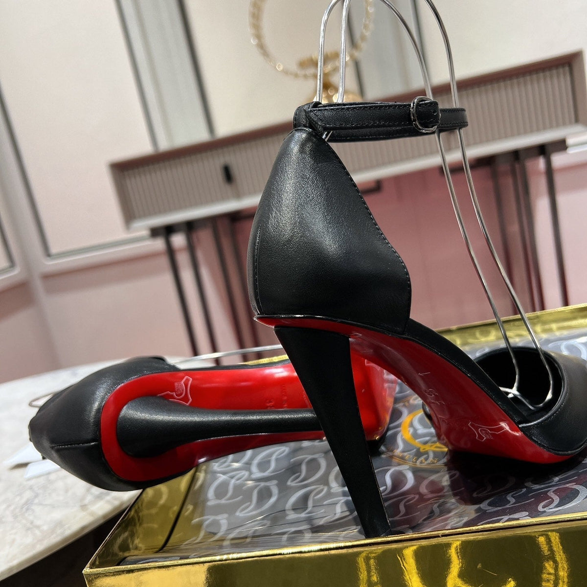 Mila's Edit - Premium Luxury Goods and Accessories - AFFORDABLE LUXURY HEELS - 8086