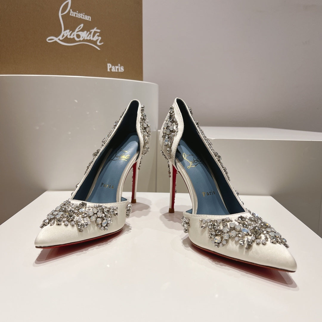 Mila's Edit - High-Quality Designer Products for You - AFFORDABLE LUXURY HEELS - 8027