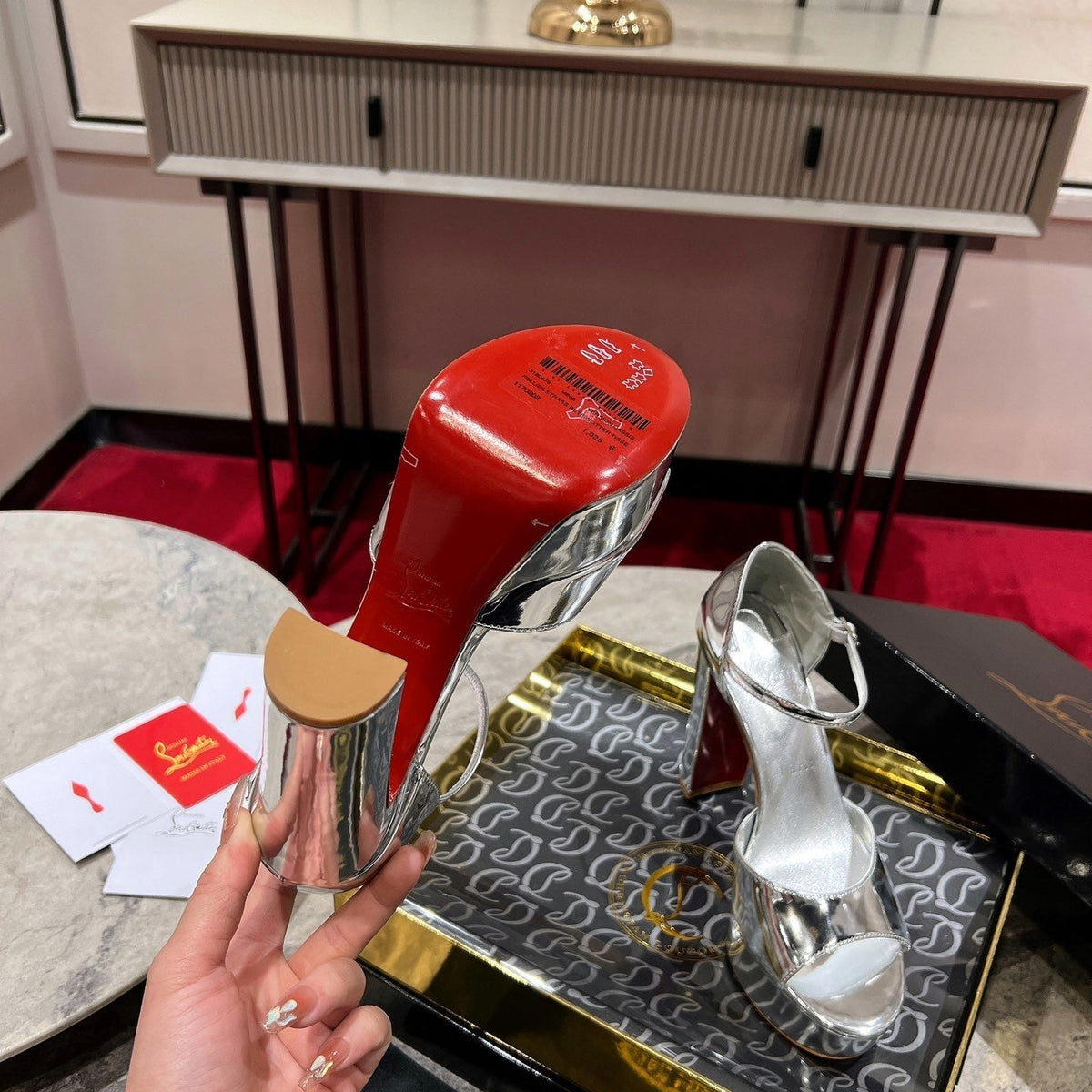 Mila's Edit - Premium Luxury Goods and Accessories - AFFORDABLE LUXURY HEELS - 8242