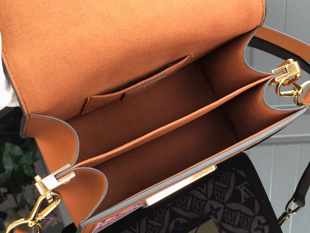 Mila's Edit - High-Quality Designer Products for You - AFFORDABLE LUXURY BAGS - 4367