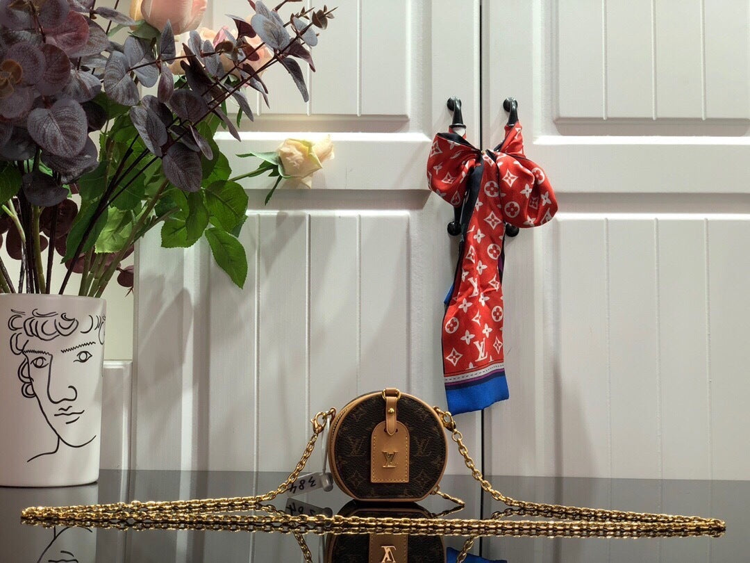 Mila's Edit - High-Quality Designer Products for You - AFFORDABLE LUXURY BAGS - 4339