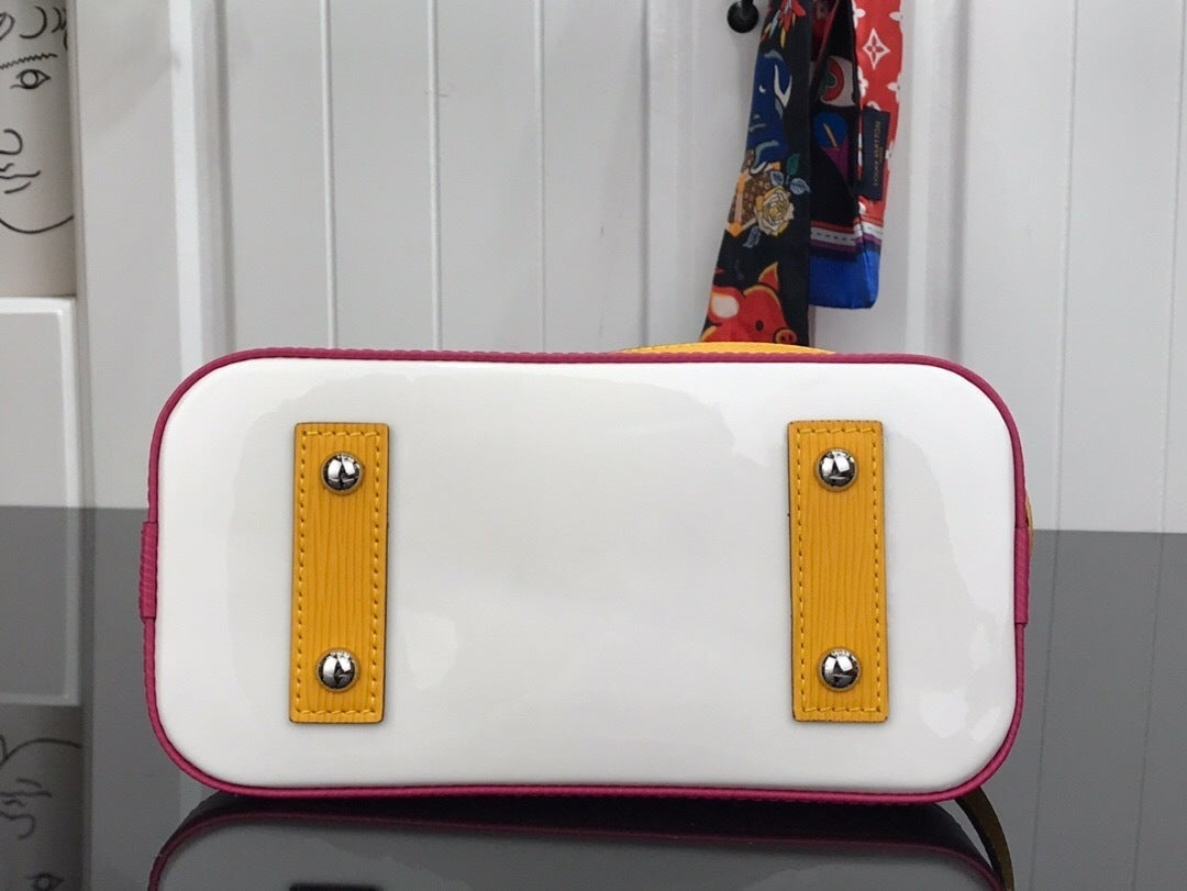 Mila's Edit - Premium Luxury Goods and Accessories - AFFORDABLE LUXURY BAGS - 4278