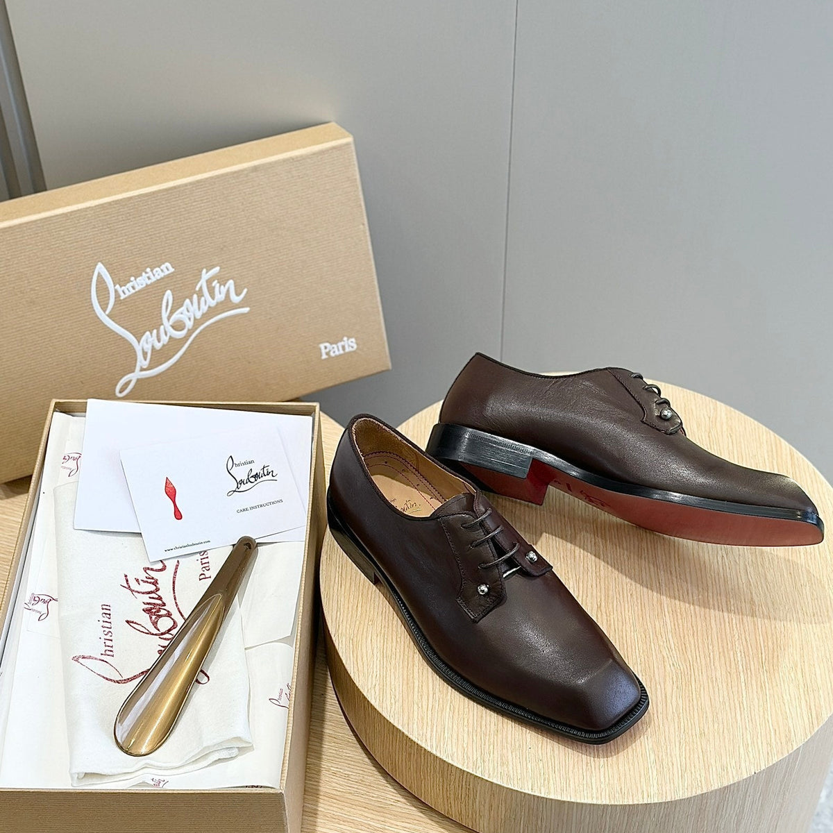 Mila's Edit - High-Quality Designer Products for You - AFFORDABLE LUXURY HEELS - 8039