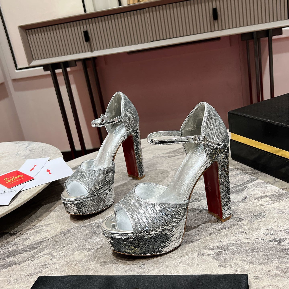 Mila's Edit - High-Quality Designer Products for You - AFFORDABLE LUXURY HEELS - 8235