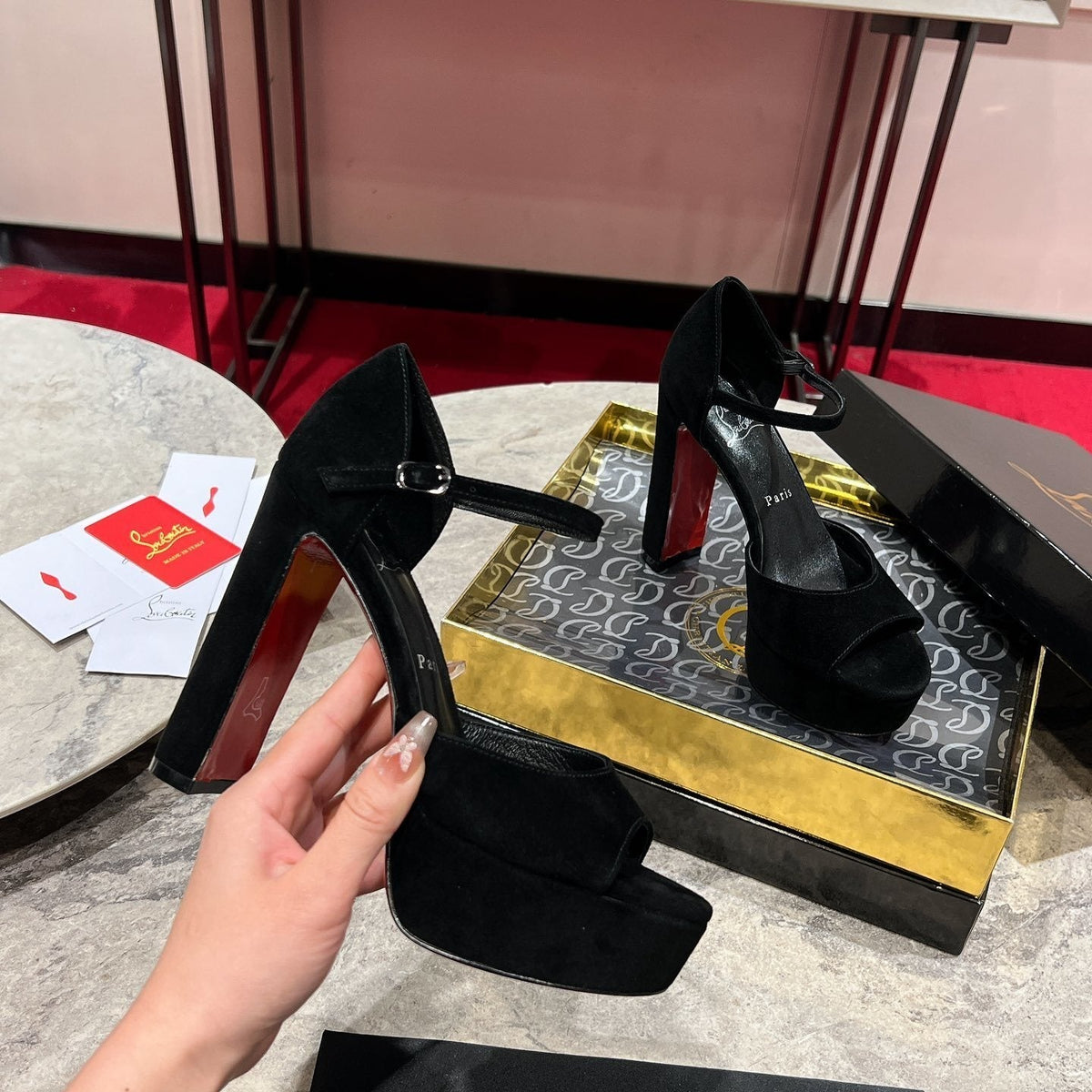 Mila's Edit - High-Quality Designer Products for You - AFFORDABLE LUXURY HEELS - 8239