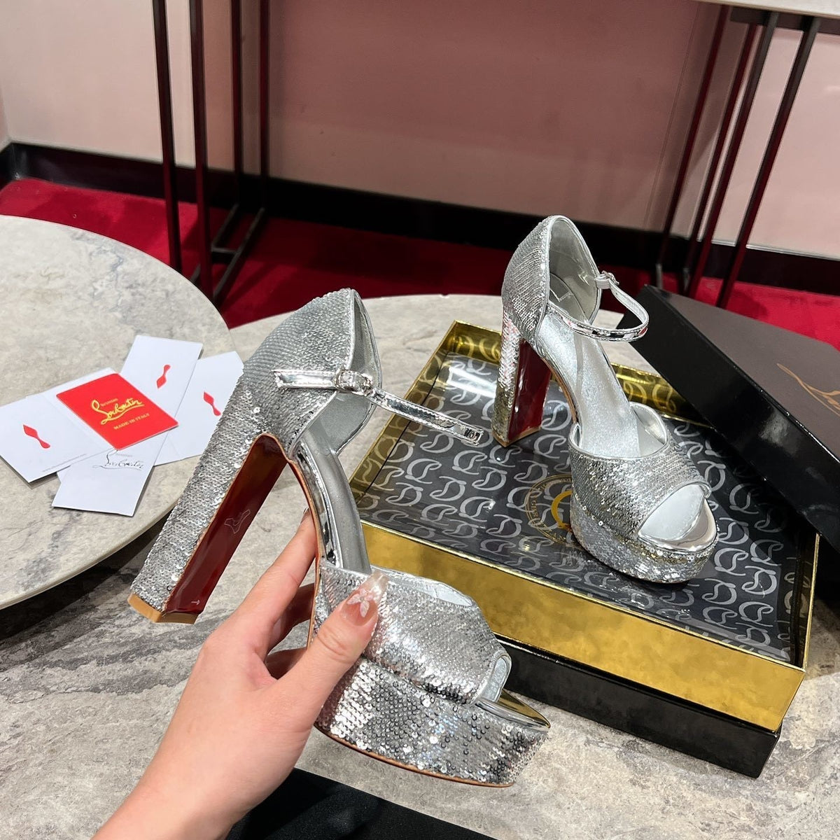 Mila's Edit - High-Quality Designer Products for You - AFFORDABLE LUXURY HEELS - 8235