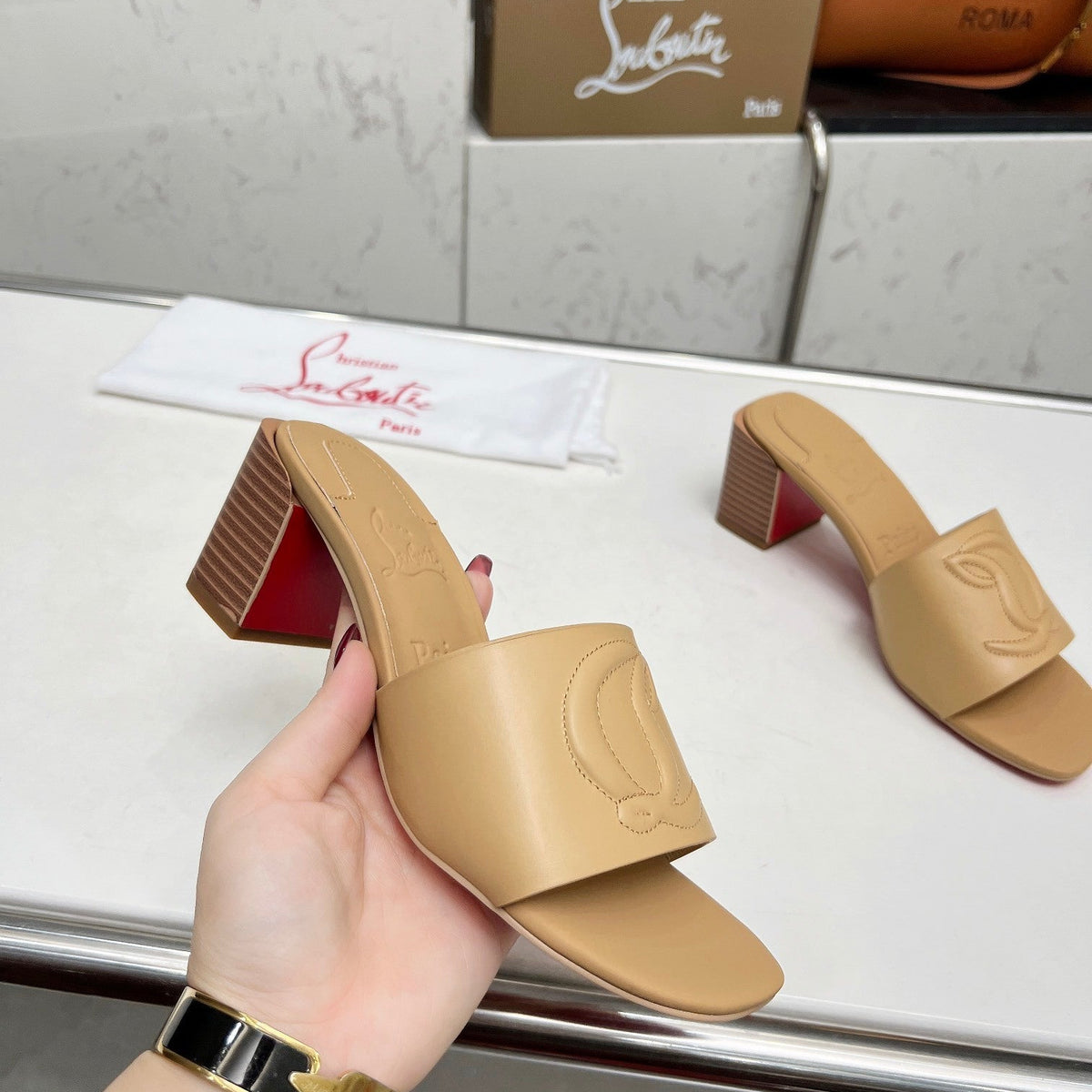Mila's Edit - Best High-End Brands in One Place - AFFORDABLE LUXURY HEELS - 8061