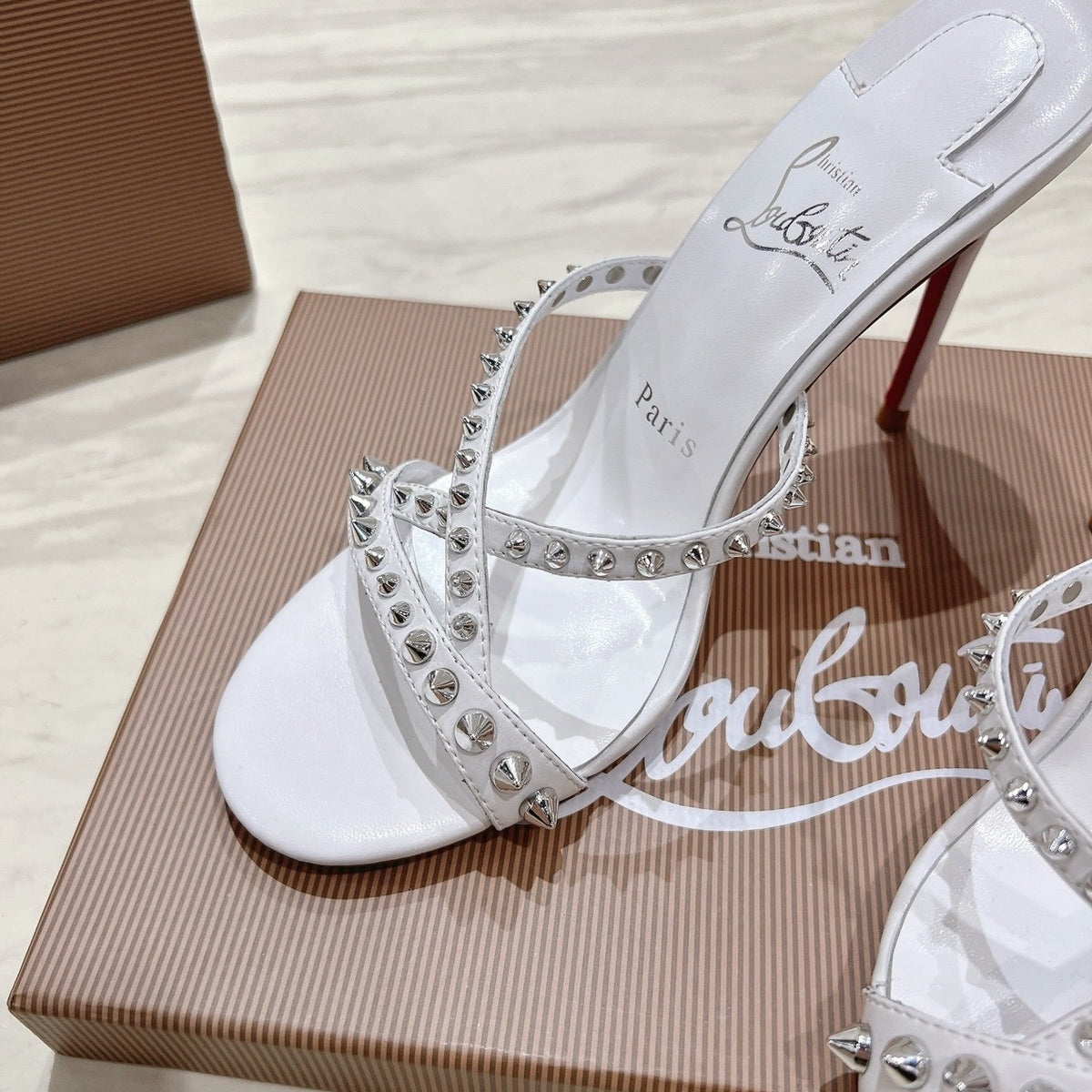 Mila's Edit - Best High-End Brands in One Place - AFFORDABLE LUXURY HEELS - 8293