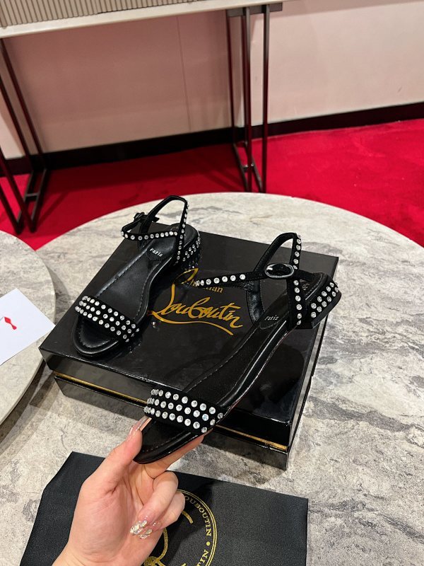 Mila's Edit - High-Quality Designer Products for You - AFFORDABLE LUXURY HEELS - 8131