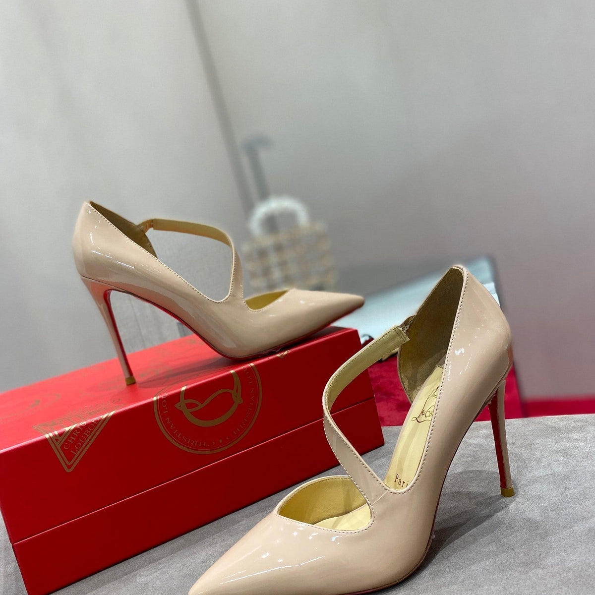 Mila's Edit - High-Quality Designer Products for You - AFFORDABLE LUXURY HEELS - 7963