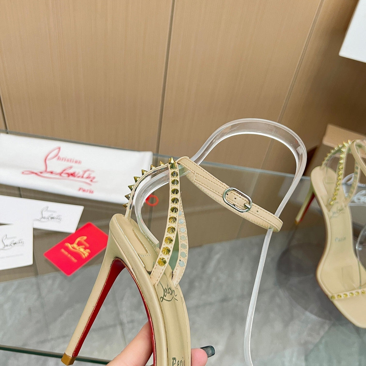 Mila's Edit - Best High-End Brands in One Place - AFFORDABLE LUXURY HEELS - 8069
