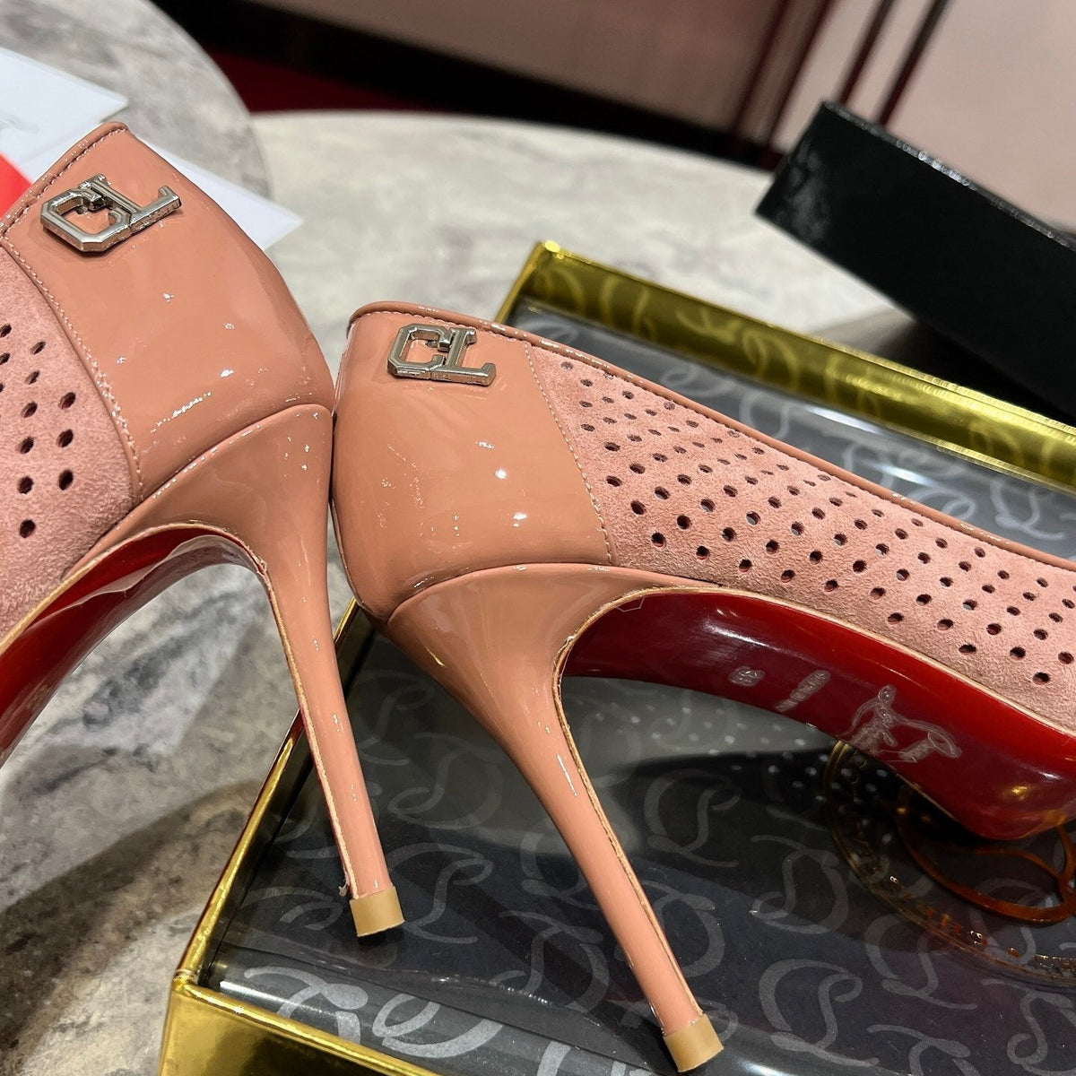 Mila's Edit - Best High-End Brands in One Place - AFFORDABLE LUXURY HEELS - 8093