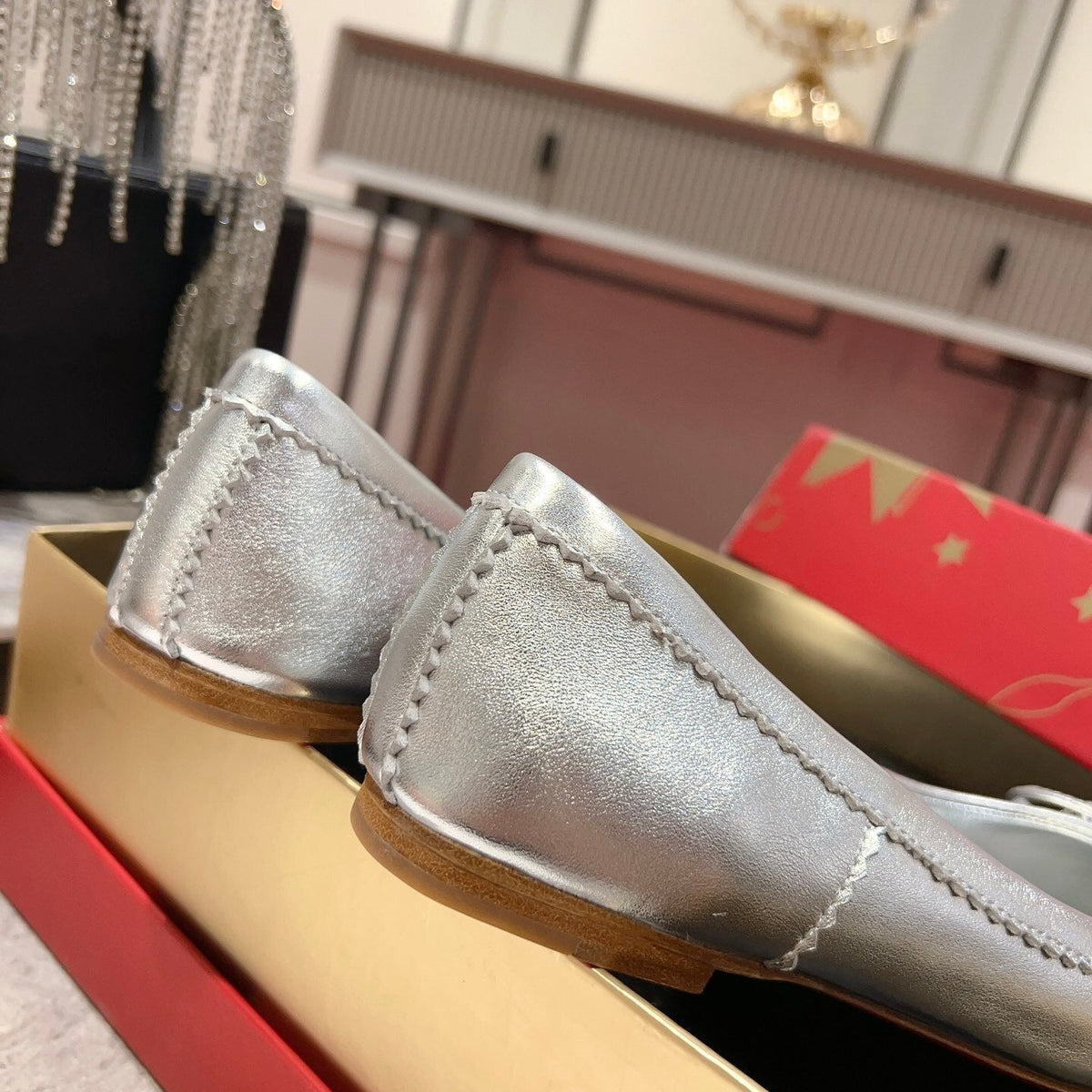 Mila's Edit - Best High-End Brands in One Place - AFFORDABLE LUXURY HEELS - 8233