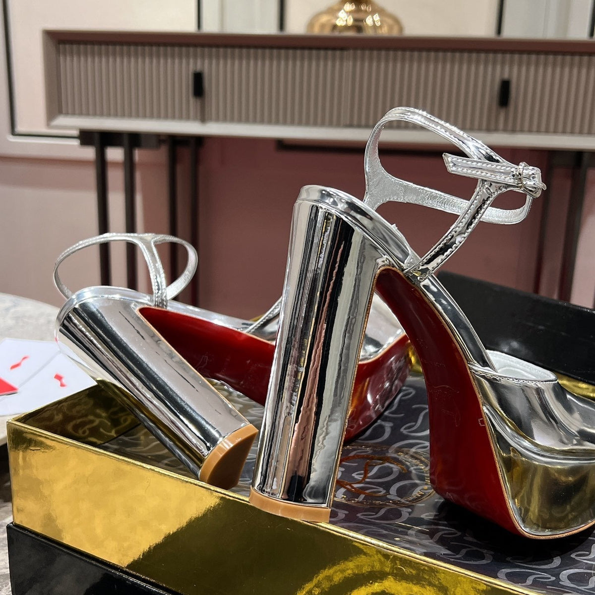 Mila's Edit - Best High-End Brands in One Place - AFFORDABLE LUXURY HEELS - 8241