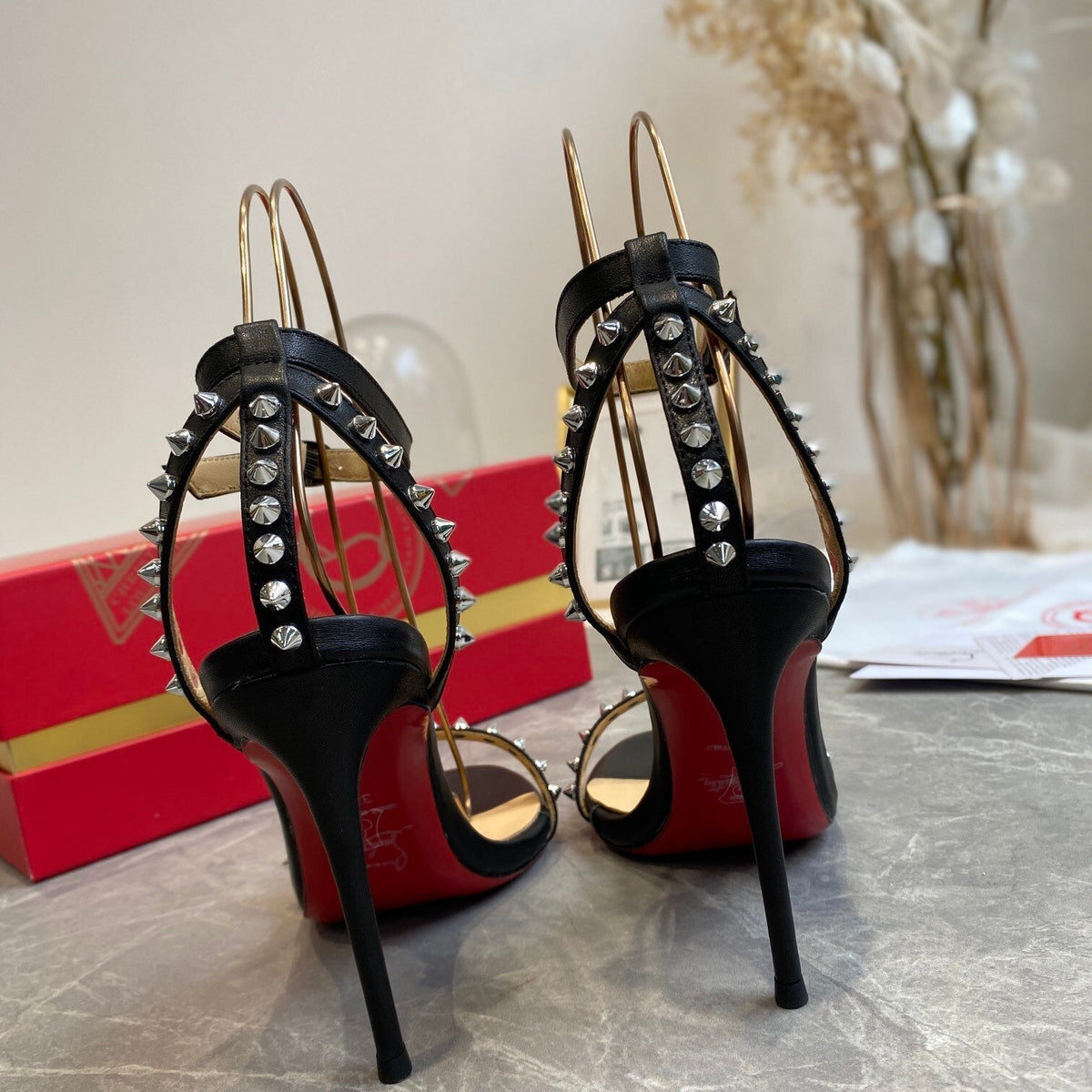 Mila's Edit - High-Quality Designer Products for You - AFFORDABLE LUXURY HEELS - 7979