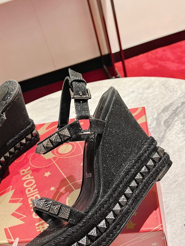 Mila's Edit - High-Quality Designer Products for You - AFFORDABLE LUXURY HEELS - 8319