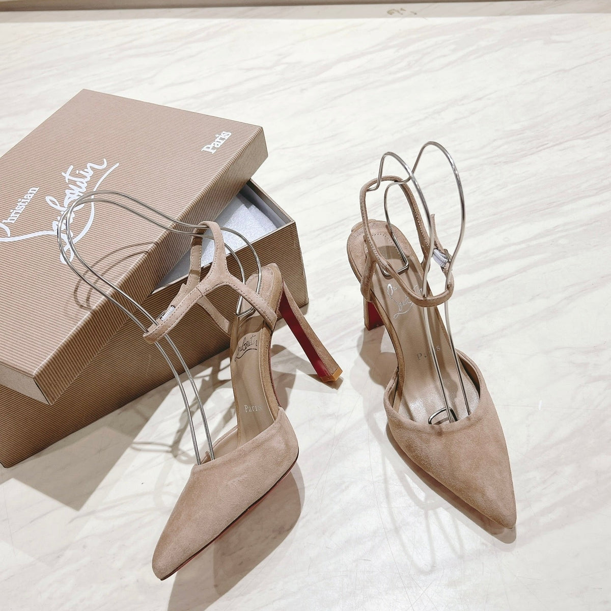Mila's Edit - High-Quality Designer Products for You - AFFORDABLE LUXURY HEELS - 8167