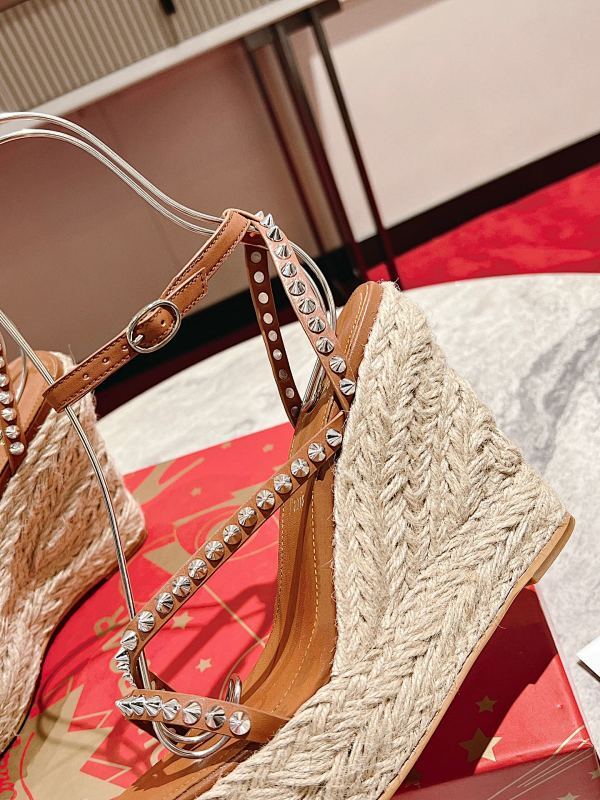Mila's Edit - High-Quality Designer Products for You - AFFORDABLE LUXURY HEELS - 8315