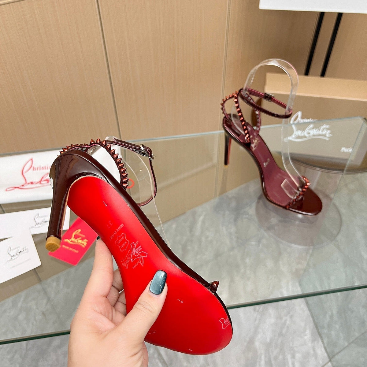 Mila's Edit - High-Quality Designer Products for You - AFFORDABLE LUXURY HEELS - 8067