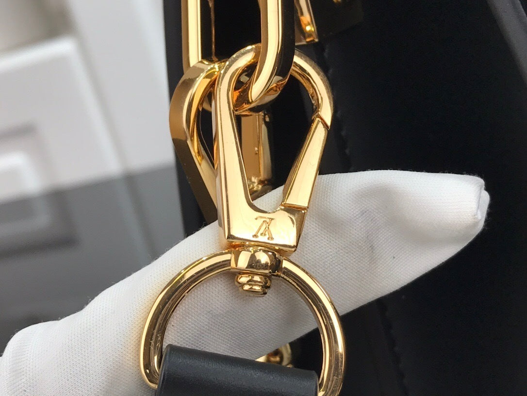 Mila's Edit - Premium Luxury Goods and Accessories - AFFORDABLE LUXURY BAGS - 4366