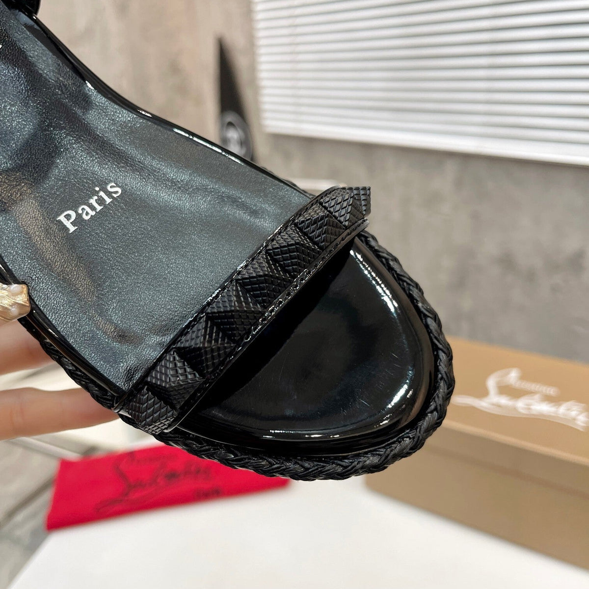 Mila's Edit - Best High-End Brands in One Place - AFFORDABLE LUXURY HEELS - 8073
