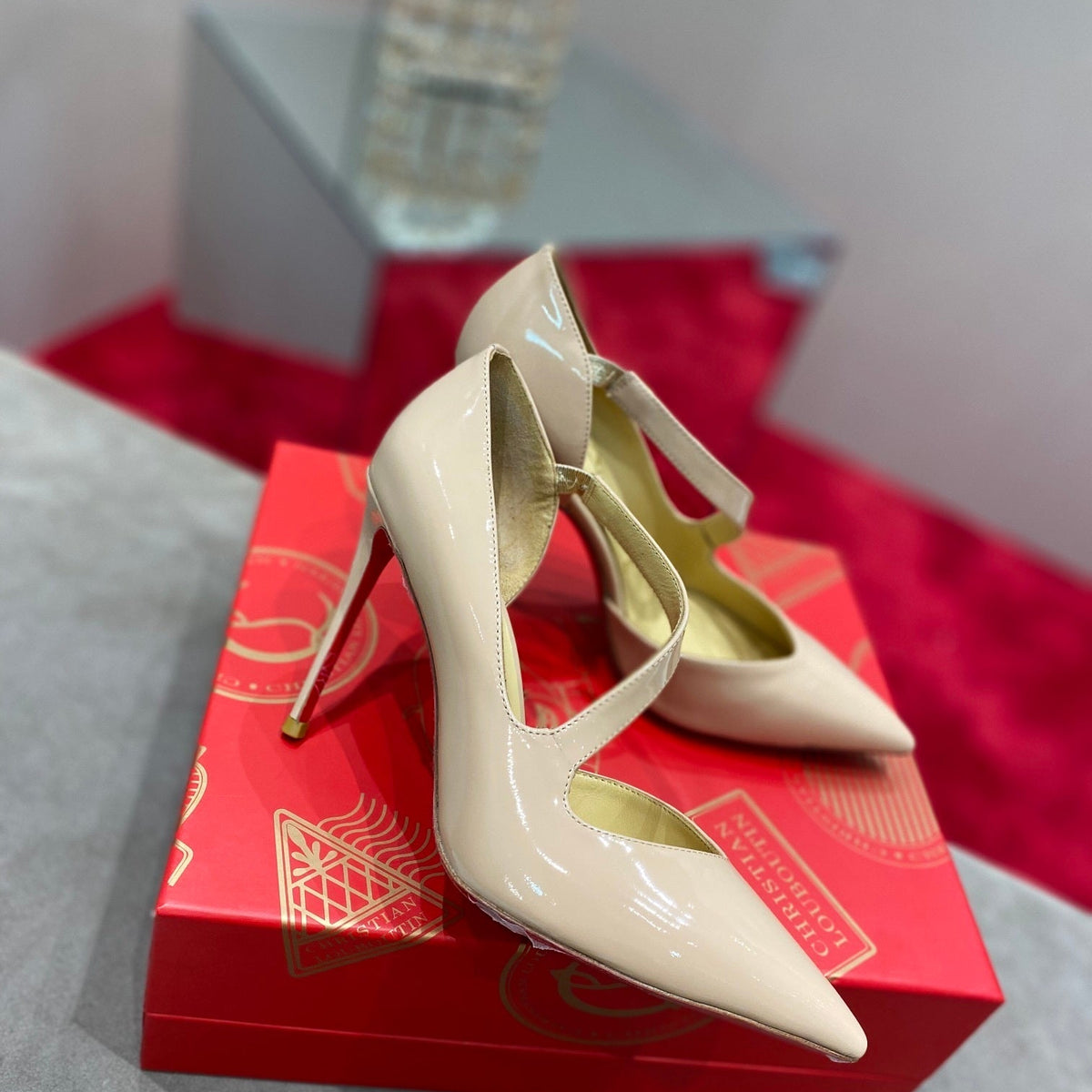 Mila's Edit - High-Quality Designer Products for You - AFFORDABLE LUXURY HEELS - 7963