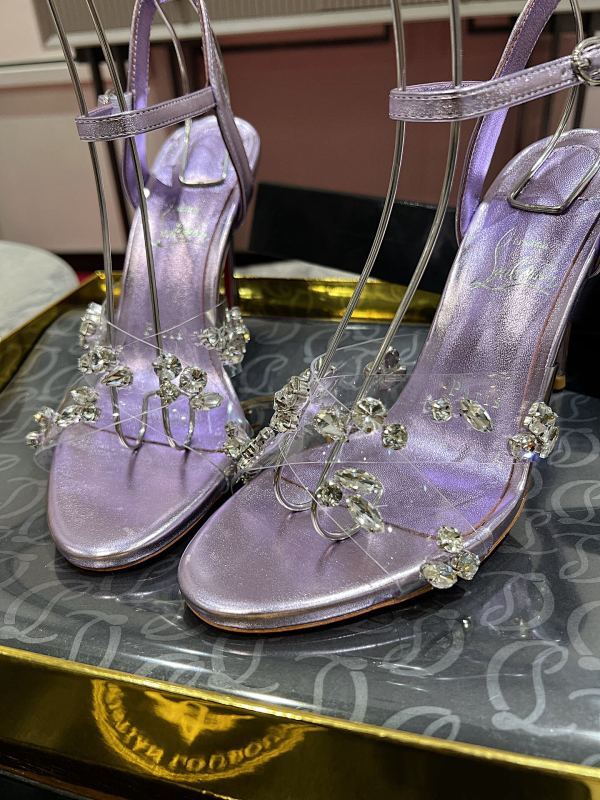 Mila's Edit - High-Quality Designer Products for You - AFFORDABLE LUXURY HEELS - 8107