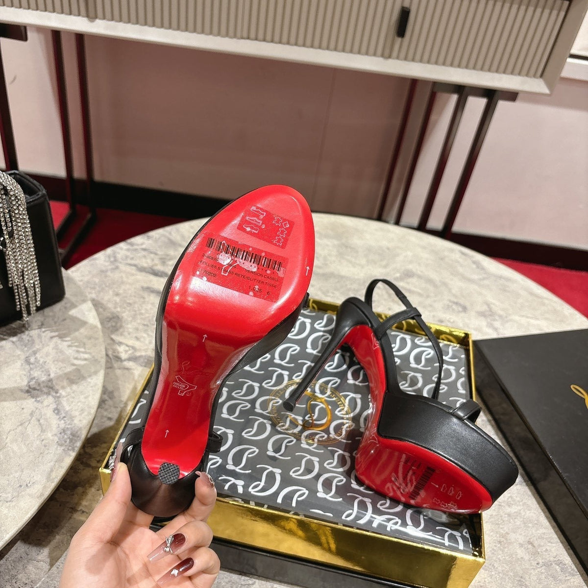 Mila's Edit - High-Quality Designer Products for You - AFFORDABLE LUXURY HEELS - 8295
