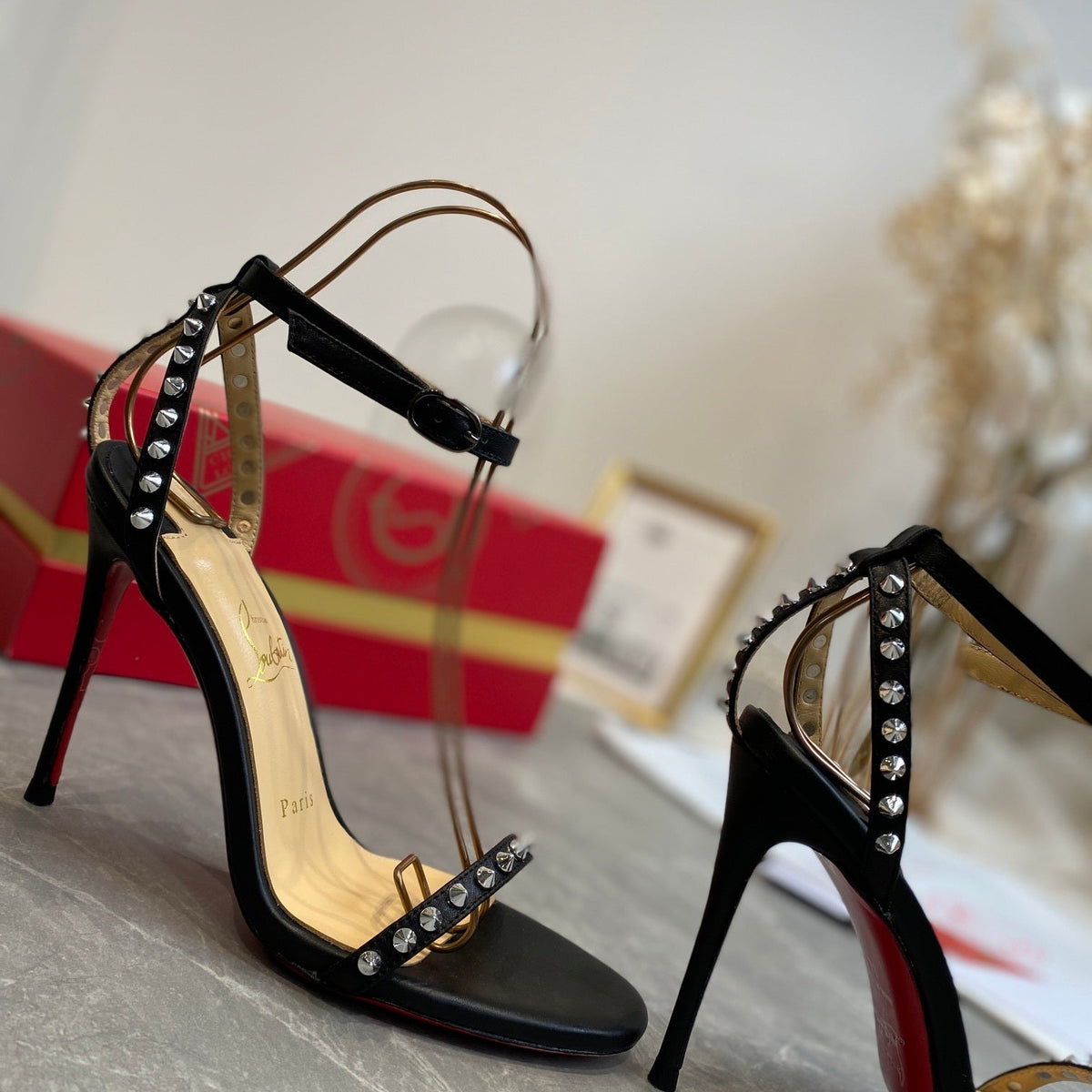 Mila's Edit - High-Quality Designer Products for You - AFFORDABLE LUXURY HEELS - 7979