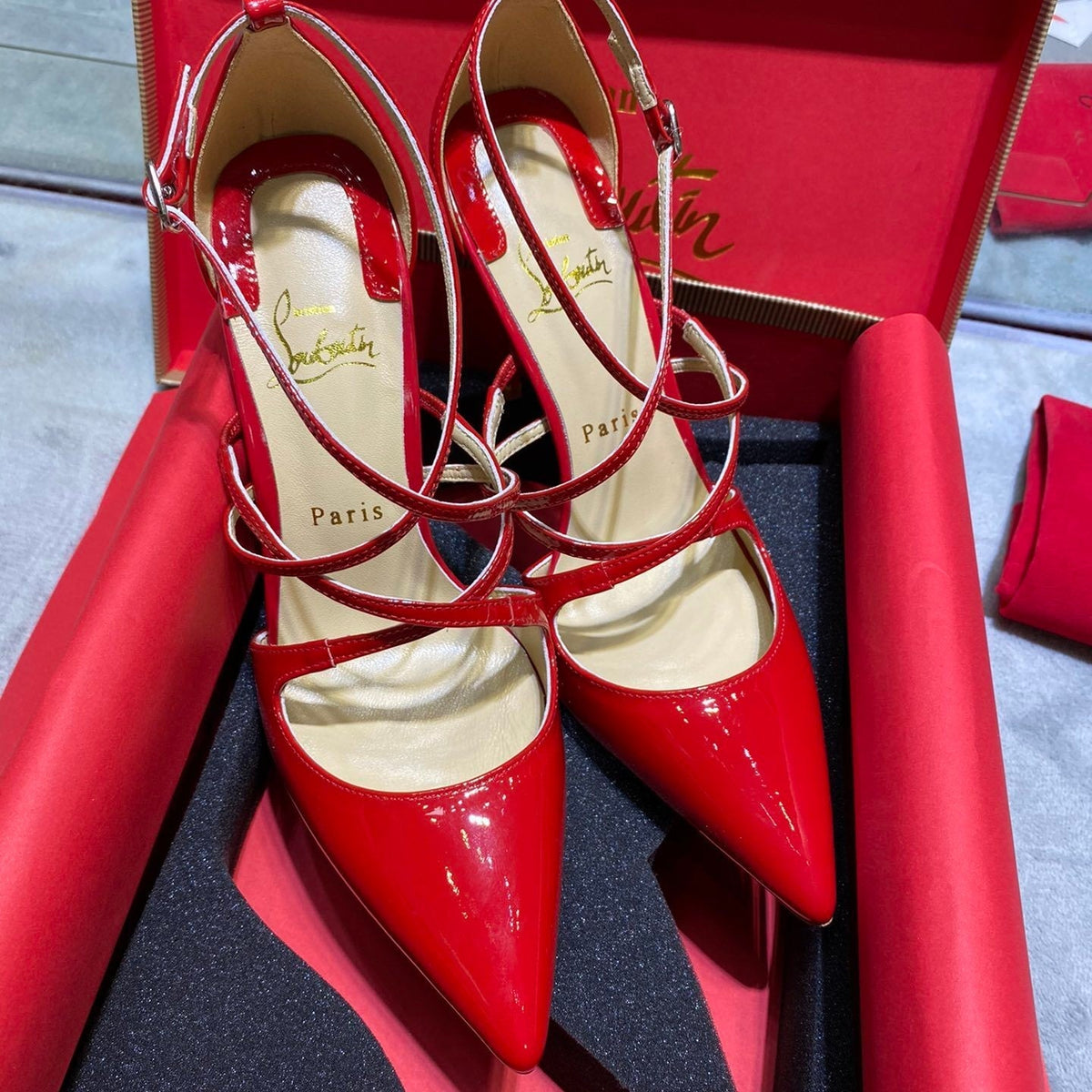 Mila's Edit - High-Quality Designer Products for You - AFFORDABLE LUXURY HEELS - 7951