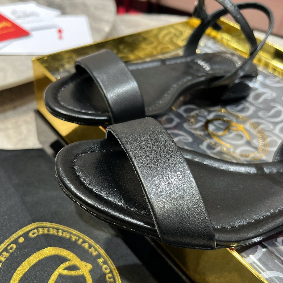 Mila's Edit - High-Quality Designer Products for You - AFFORDABLE LUXURY HEELS - 8119
