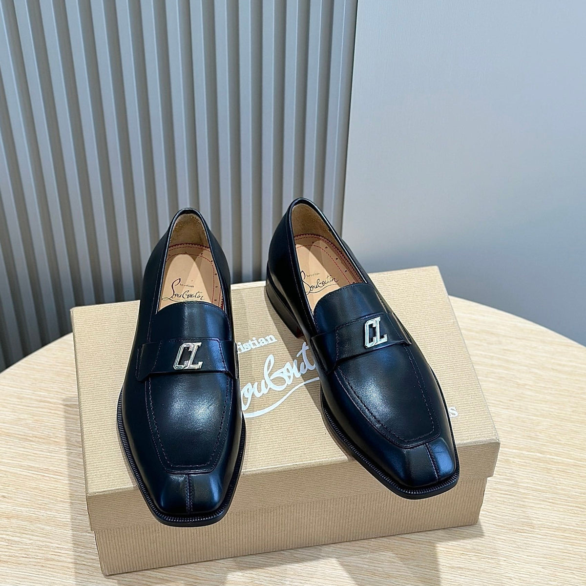 Mila's Edit - High-Quality Designer Products for You - AFFORDABLE LUXURY HEELS - 8043