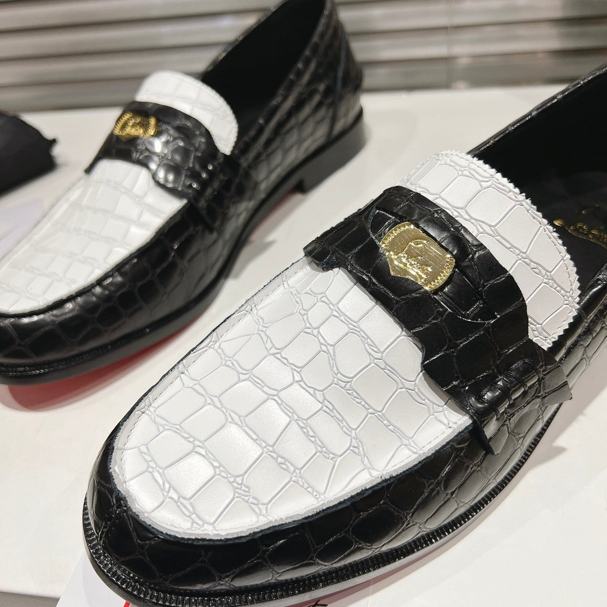 Mila's Edit - Best High-End Brands in One Place - AFFORDABLE LUXURY HEELS - 8249