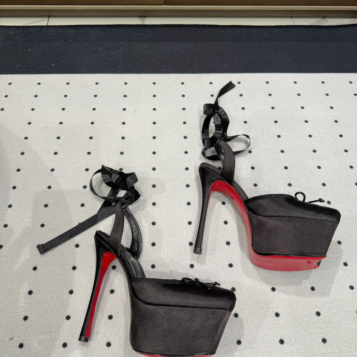 Mila's Edit - Best High-End Brands in One Place - AFFORDABLE LUXURY HEELS - 8221