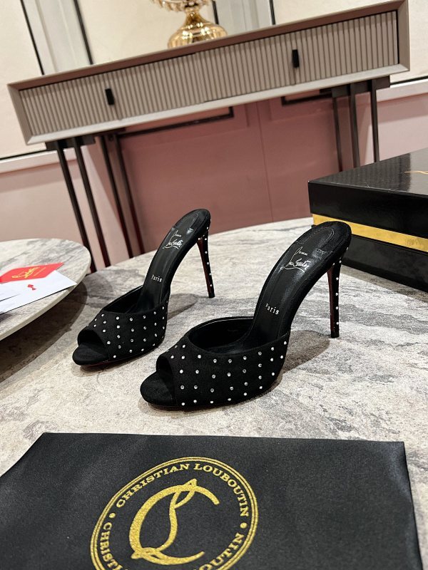 Mila's Edit - High-Quality Designer Products for You - AFFORDABLE LUXURY HEELS - 8171